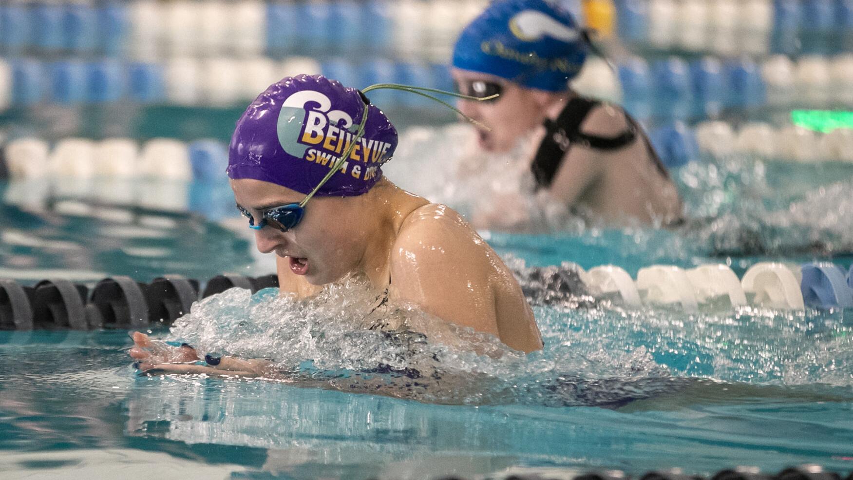 Bellevue girls 3rd, boys 5th at Lewis Central (Ia.) Winter Classic